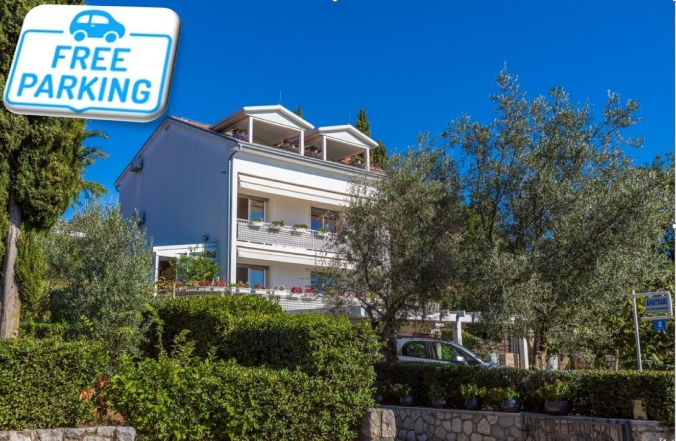 Ivan & Anka Apartments Bojko Selce Bagian luar foto