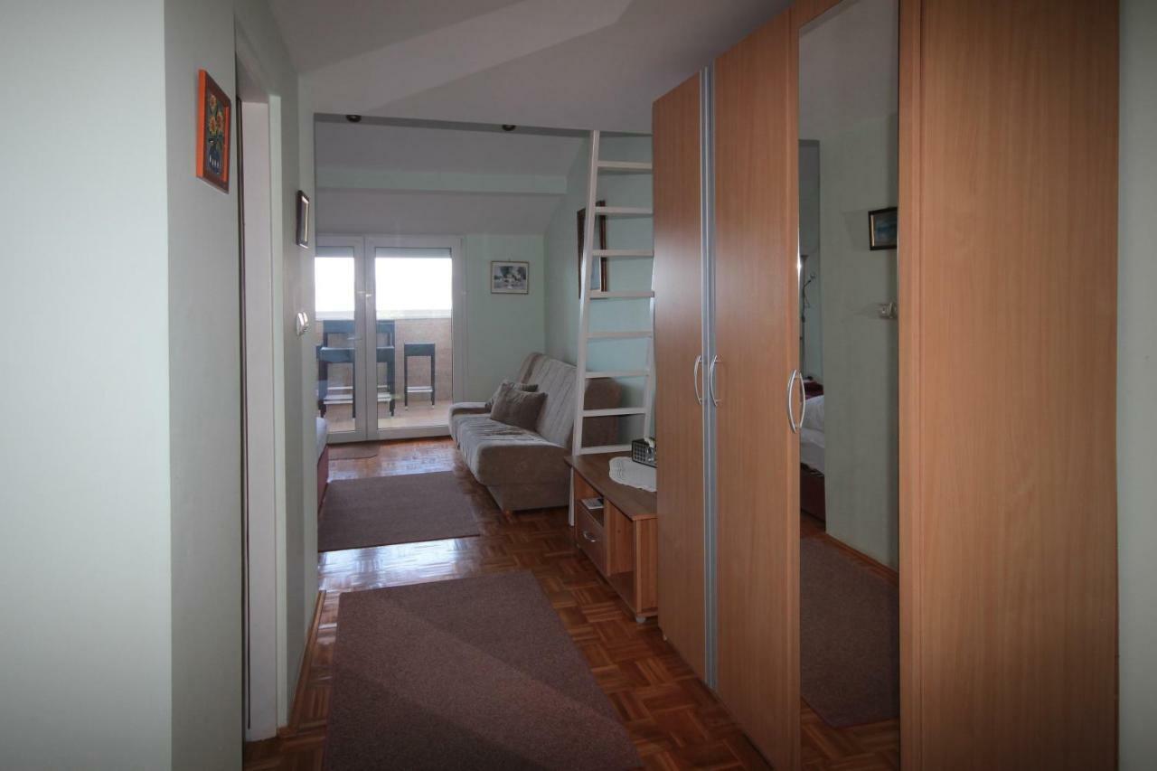 Ivan & Anka Apartments Bojko Selce Bagian luar foto