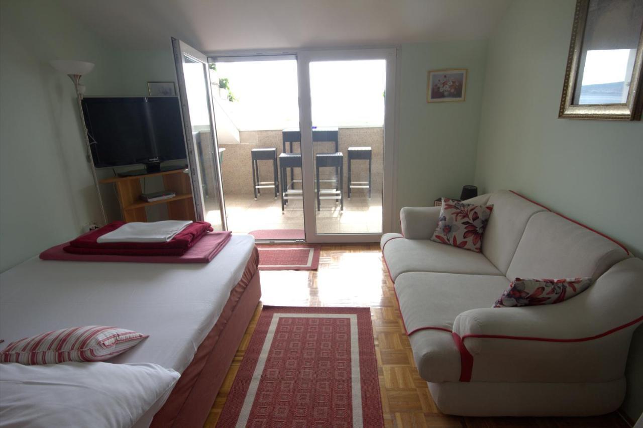 Ivan & Anka Apartments Bojko Selce Bagian luar foto