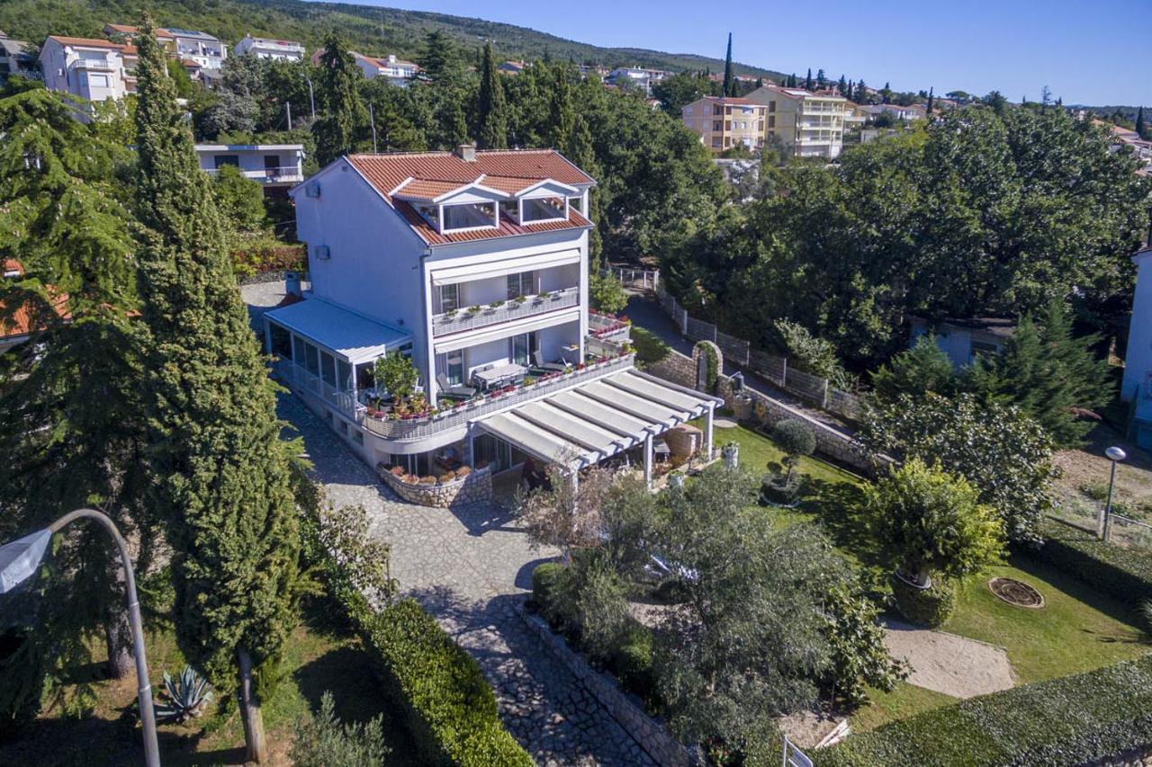 Ivan & Anka Apartments Bojko Selce Bagian luar foto