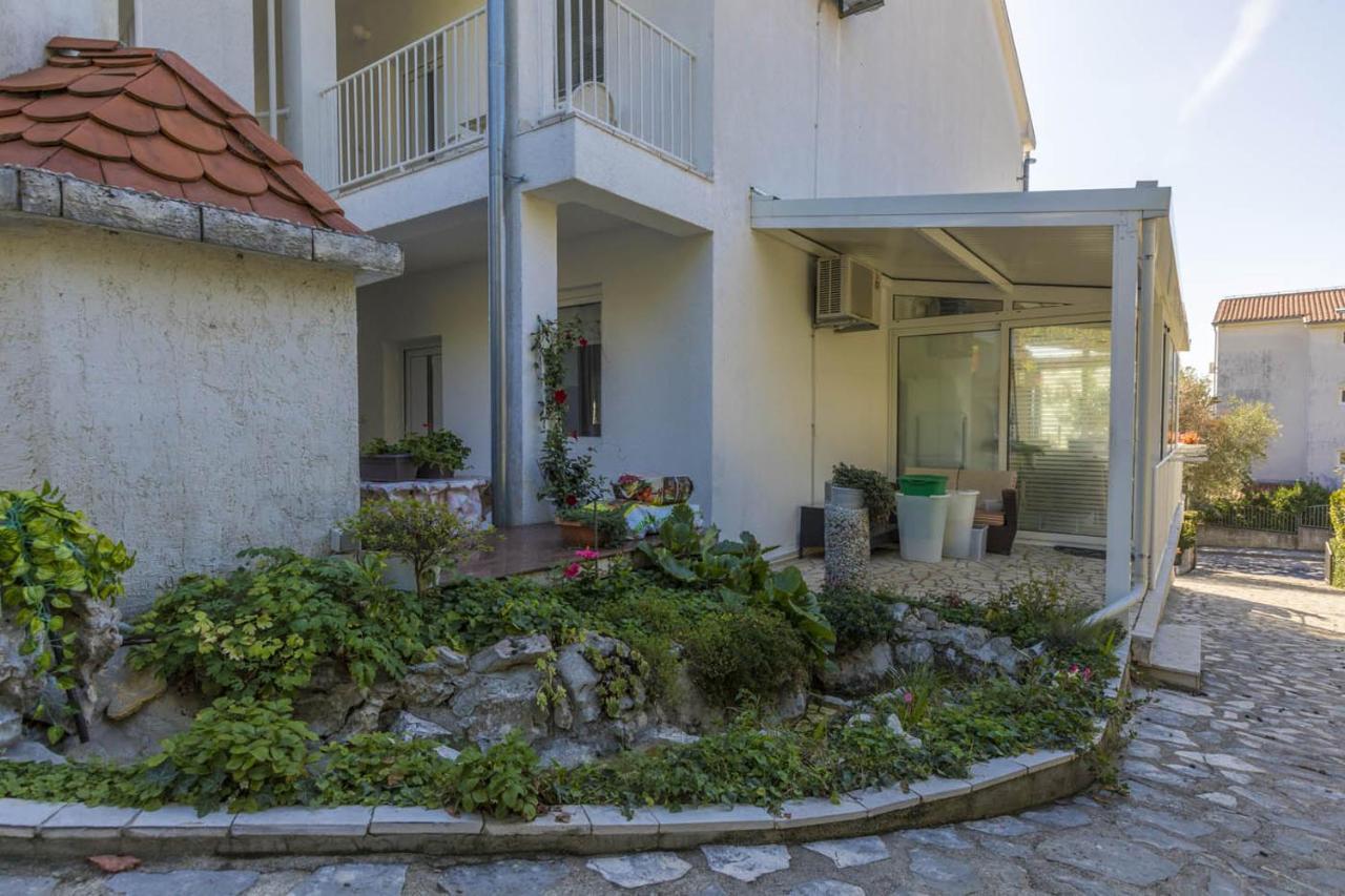 Ivan & Anka Apartments Bojko Selce Bagian luar foto